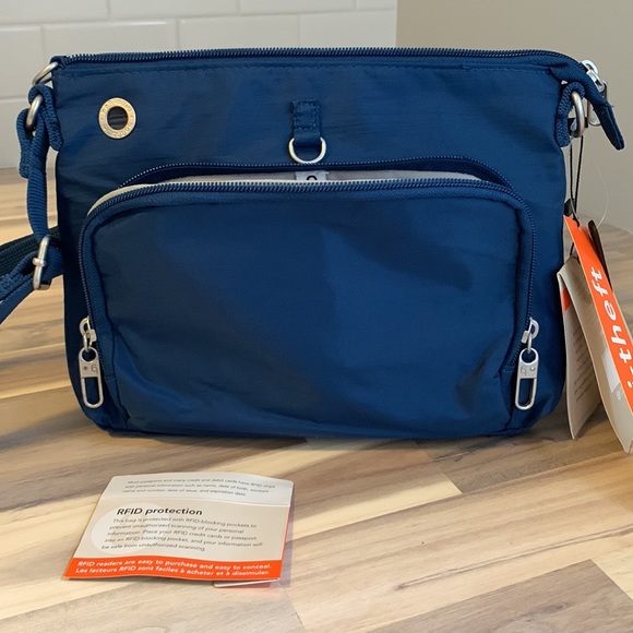 Baggallini bag NWT! - Picture 7 of 10